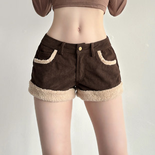 小众口袋低腰热裤 棕色灯芯绒毛毛拼接短裤 美拉德穿搭 ROCKMORE