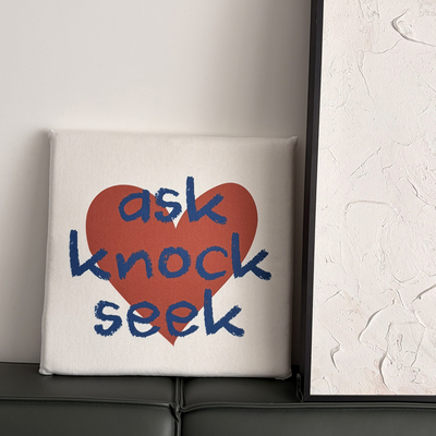 FaithTime红色大爱心坐垫