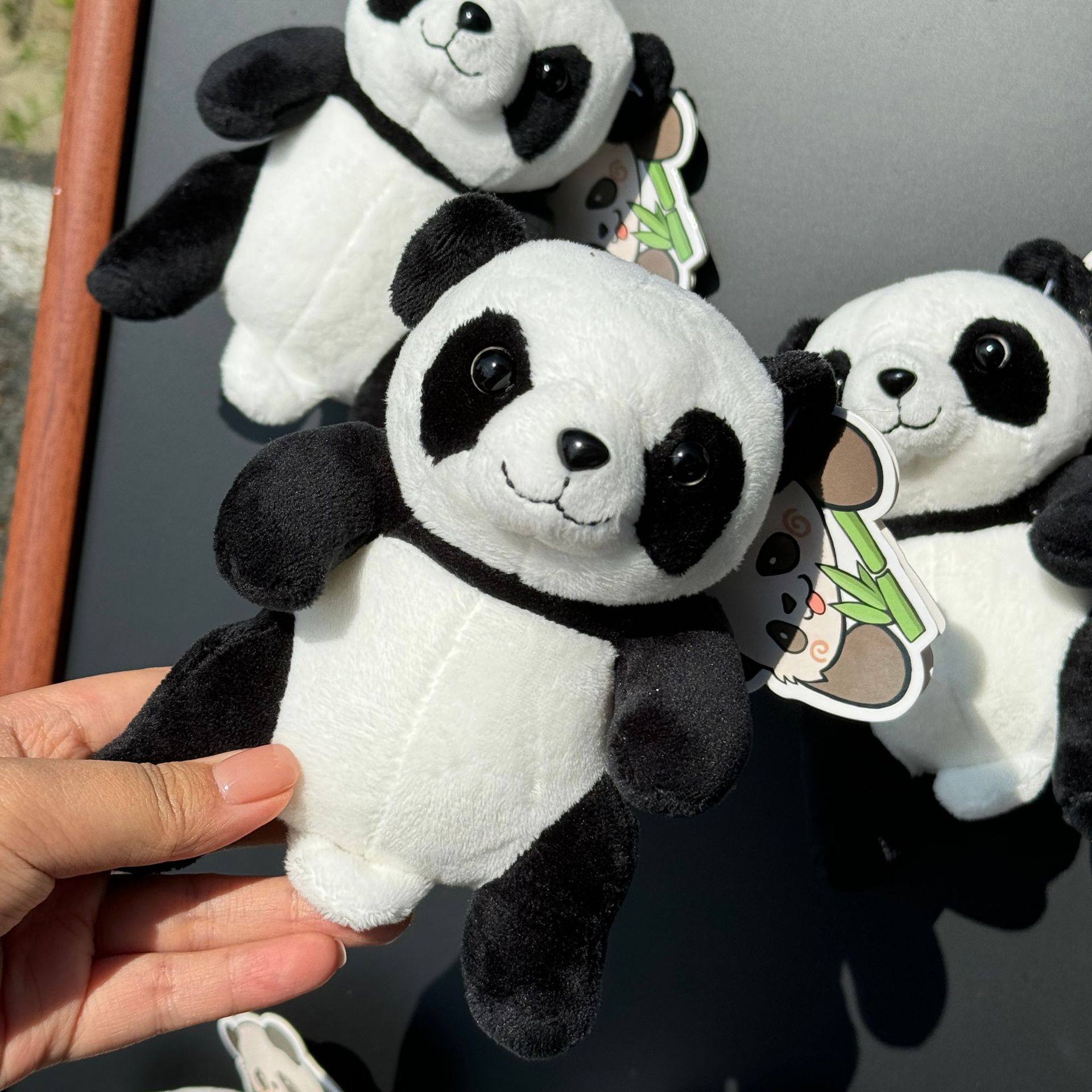 成都正版可爱创意坐姿花花熊猫冰箱贴磁性贴贴毛绒公仔旅游纪念品