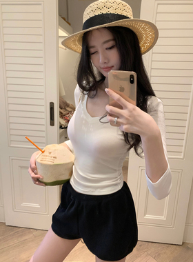 Middletone | 瘦瘦t 三色入天丝V领休闲t恤七分袖百搭修身上衣女