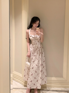 Middletone | 塞纳花房 法式碎花方领挂脖连衣裙复古收腰度假长裙