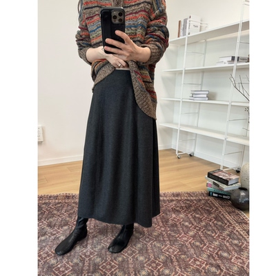 MKDesign 秋季新品 通勤简约百搭很显瘦长款小花苞半裙
