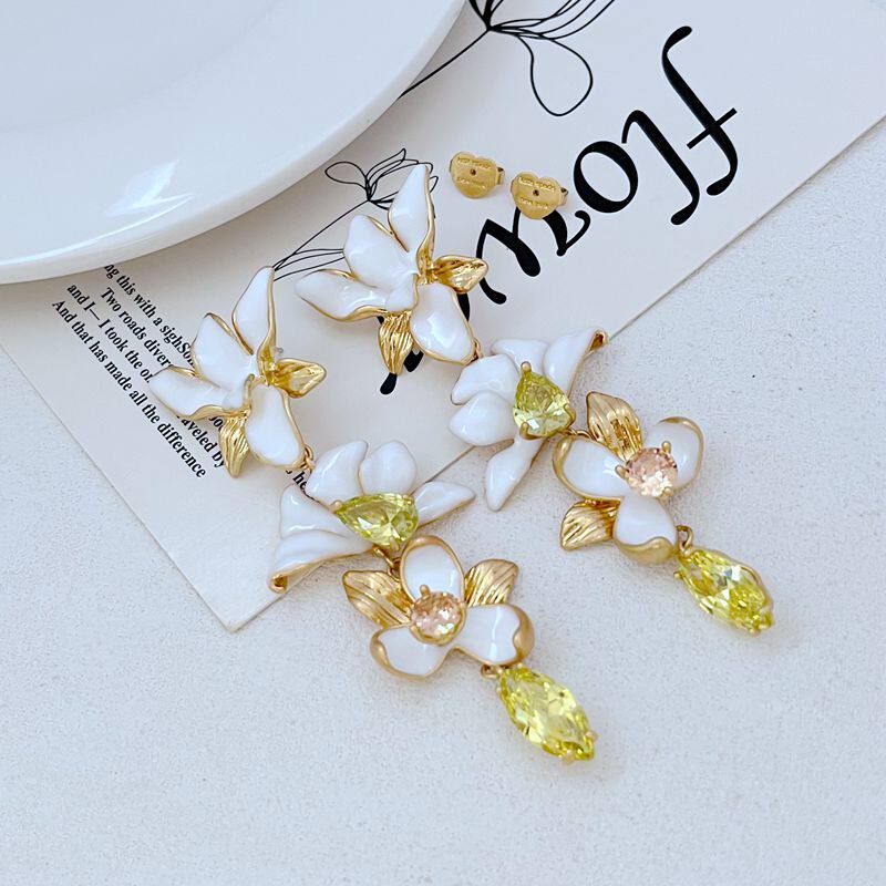 时尚轻奢通勤小众设计珐琅镶嵌花朵造型水钻镶嵌金属耳坠 耳饰