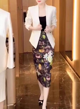 今年流行特惠241002大爱美依缘2026秋季新款高级感长袖西服外套