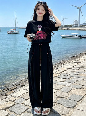 今年流行欧洲站运动套装女2026新款夏季时尚洋气个性美女印花