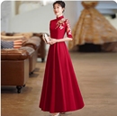 新款 红色礼仪颁奖迎宾旗袍大合唱团演出服女 外嫁女回娘家统一服装