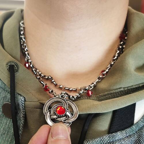 American Drama Series Alloy Multilayer Pendant Necklace Vint