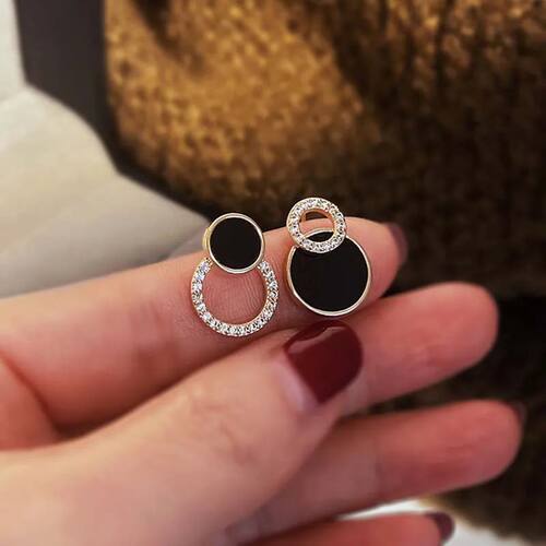 Women's earrings Asymmetrical Round Hollow Round Black Stud