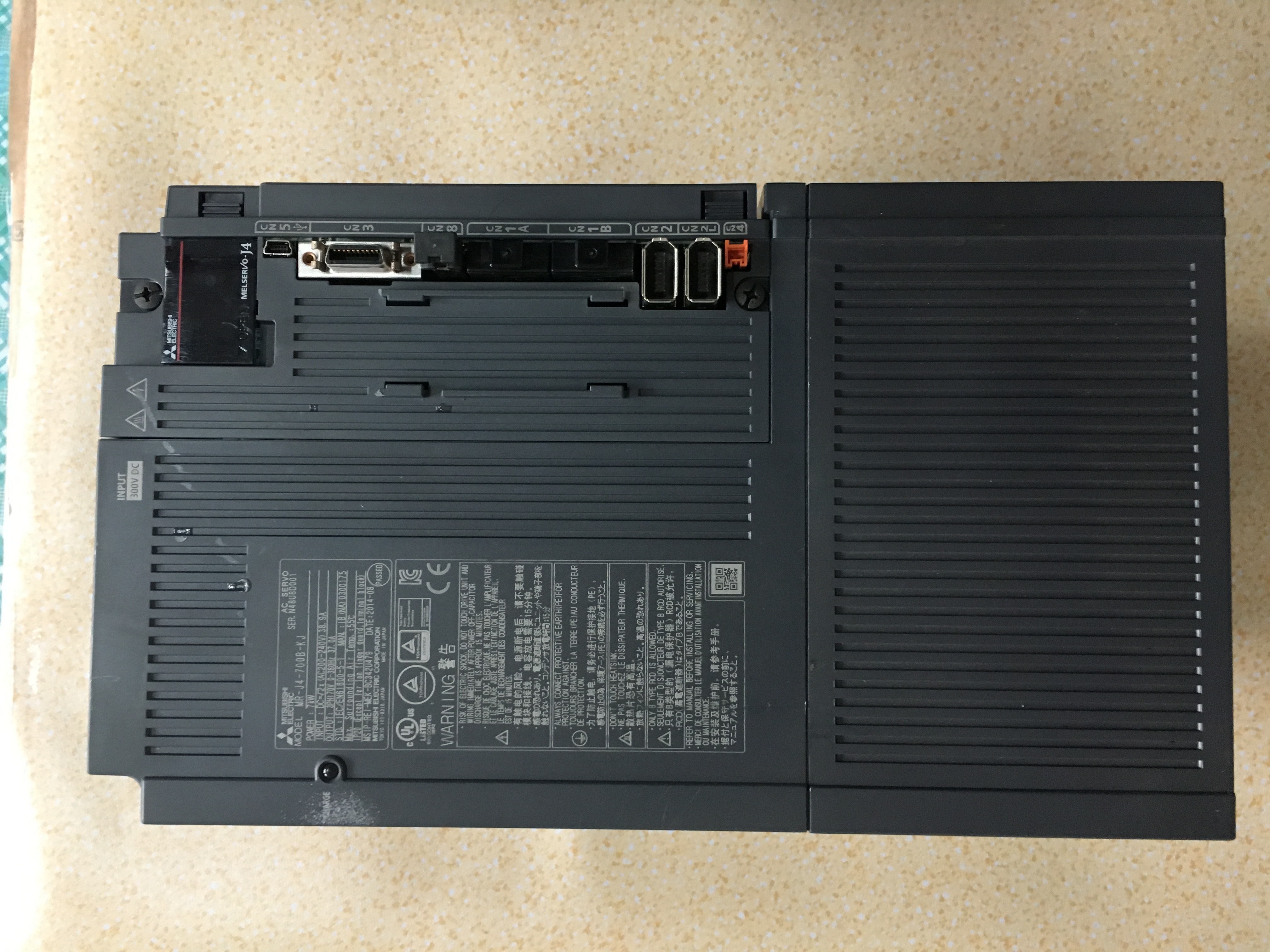三菱伺服驱动器.MR-J4-700B-KJ.二手设备拆机.8-9成新.7KW、询价