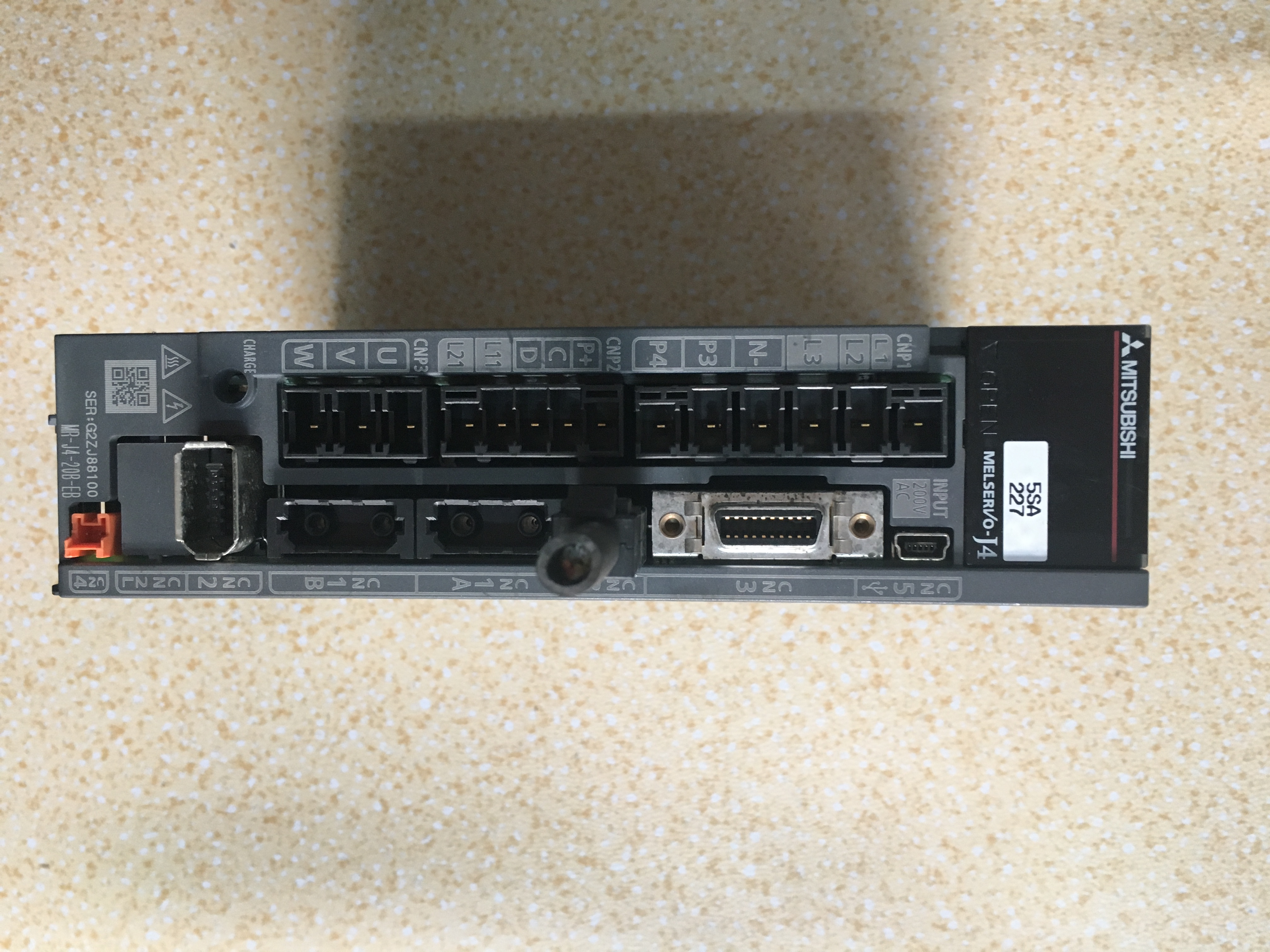 三菱伺服驱动器.MR-J4-20B-EB.二手设备拆机.8-9成新.200W
