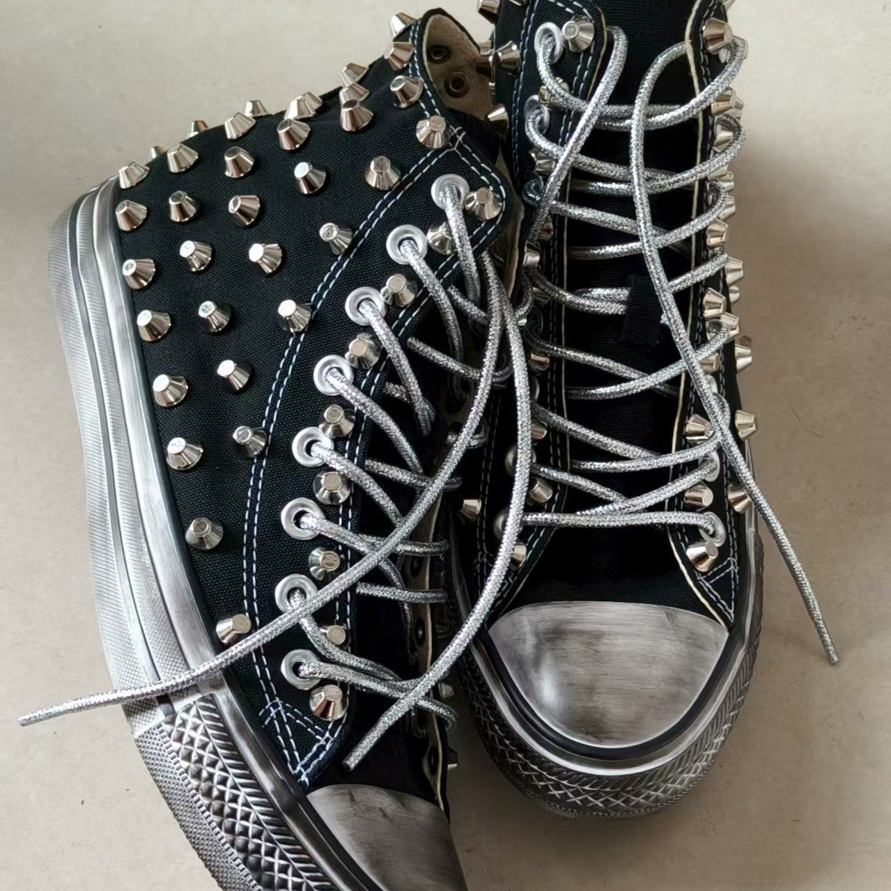 黑色大码做旧铆钉嘻哈街舞朋克帆布鞋高帮男女情侣休闲鞋35-45