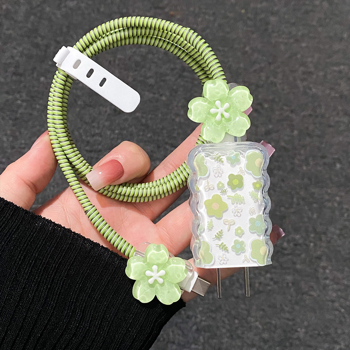 适用华为阔直板PuraXView充电器套Mate80/P80数据线保护套冰糖66w