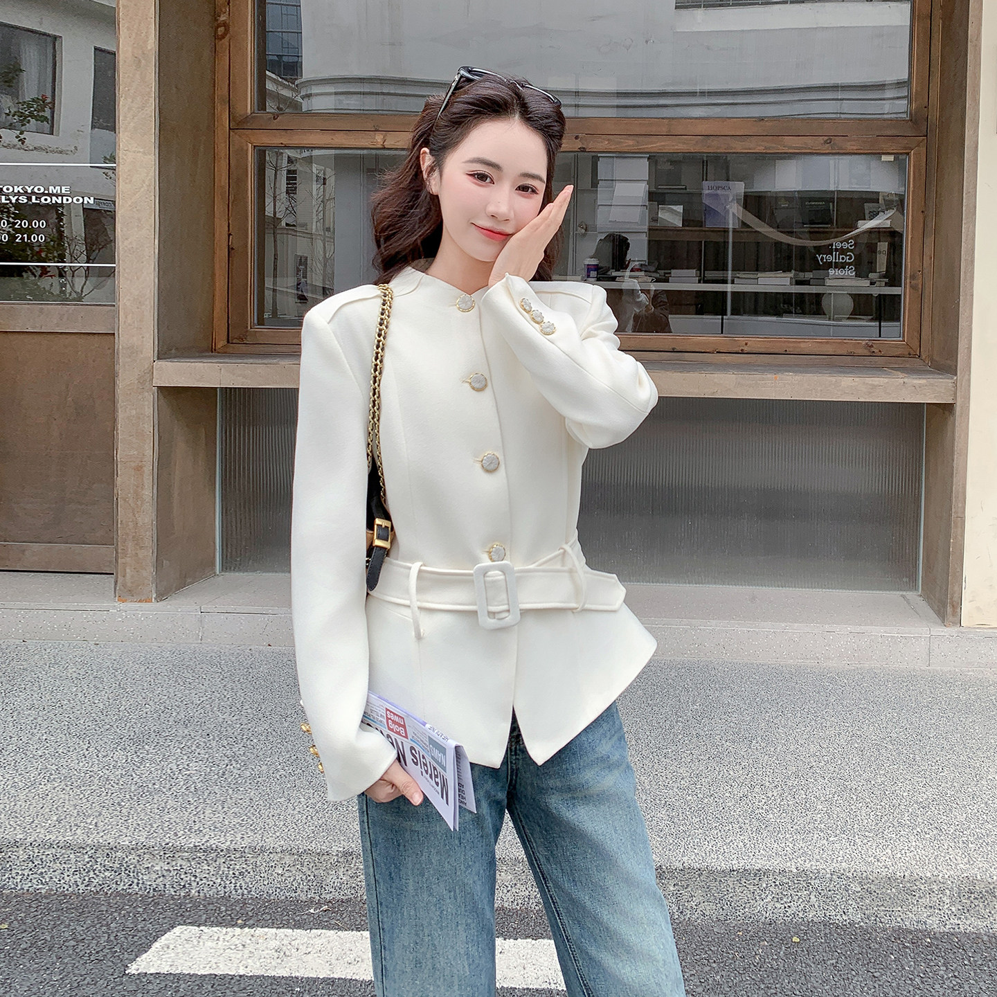 新品轻奢风洋气米色金扣收腰短外套2C139-6801-P175-K288,女装短外套,2C139