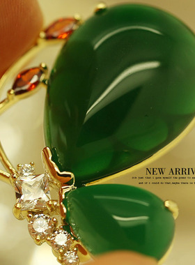 XZ218仿玉绿蝴蝶合成水晶韩版胸针女胸花韩国饰品领夹别针防走光