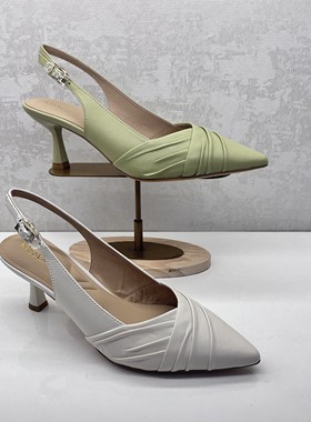 KISSCAT/接吻猫女鞋2023年夏季新款细跟后空时尚女凉鞋KA43105-18