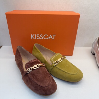 KISSCAT接吻猫乐福鞋26春新通勤平底鞋软底豆豆鞋女K76137a-51