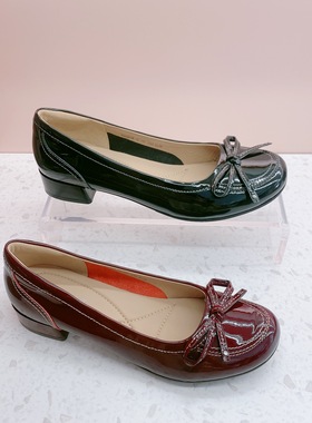 KISSCAT/接吻猫2024秋新款法式复古蝴蝶结浅口单鞋女KA54518-10