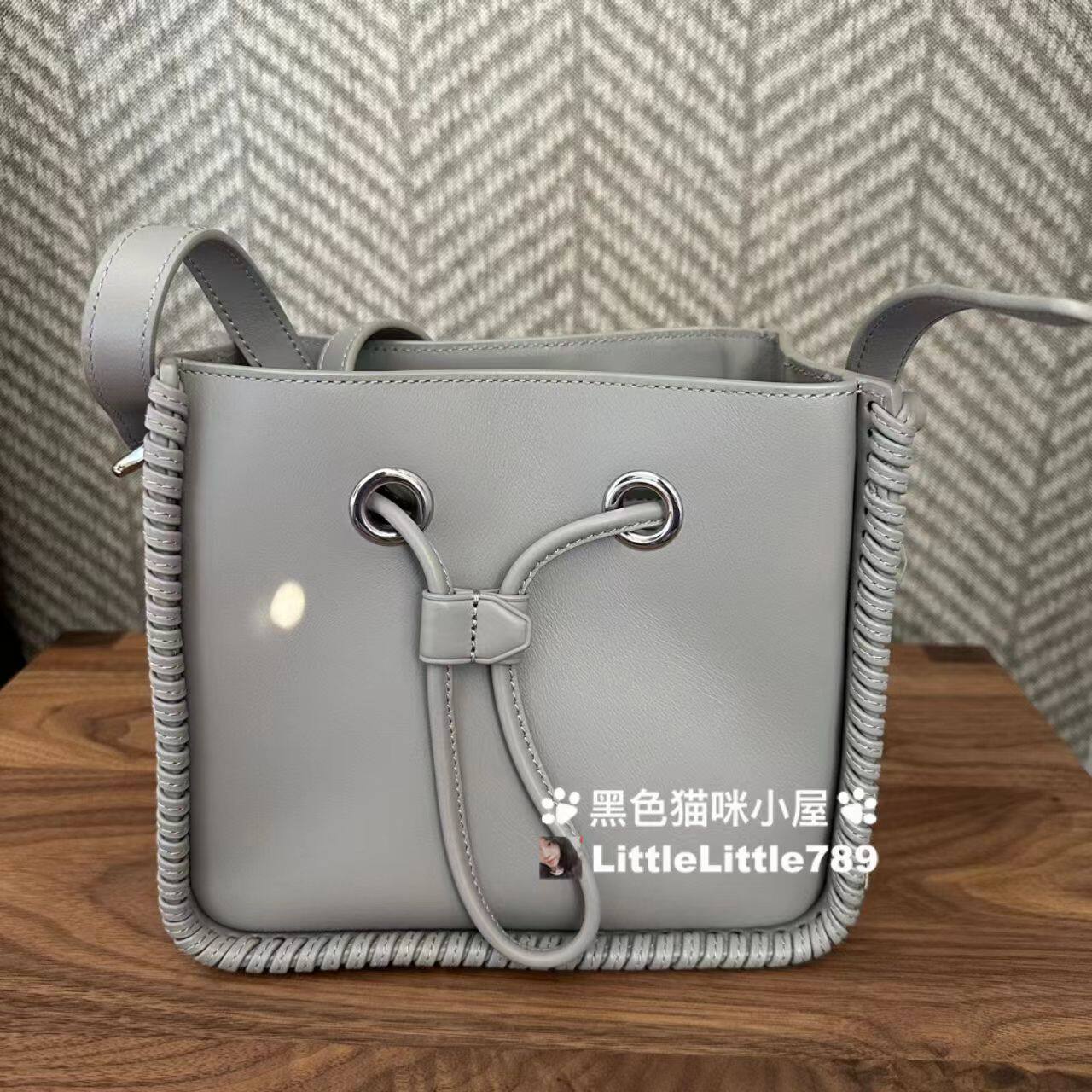 PhillipLim抽绳粉色全皮水桶包