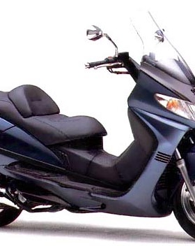 天浪/AN/Burgman/ Skywave/250/400 白色高挡风玻璃98-02