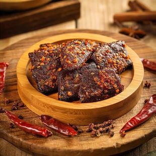 新疆仓直发 艾尼大叔风干牛肉 精选牛后腿肉两种口味随机发货