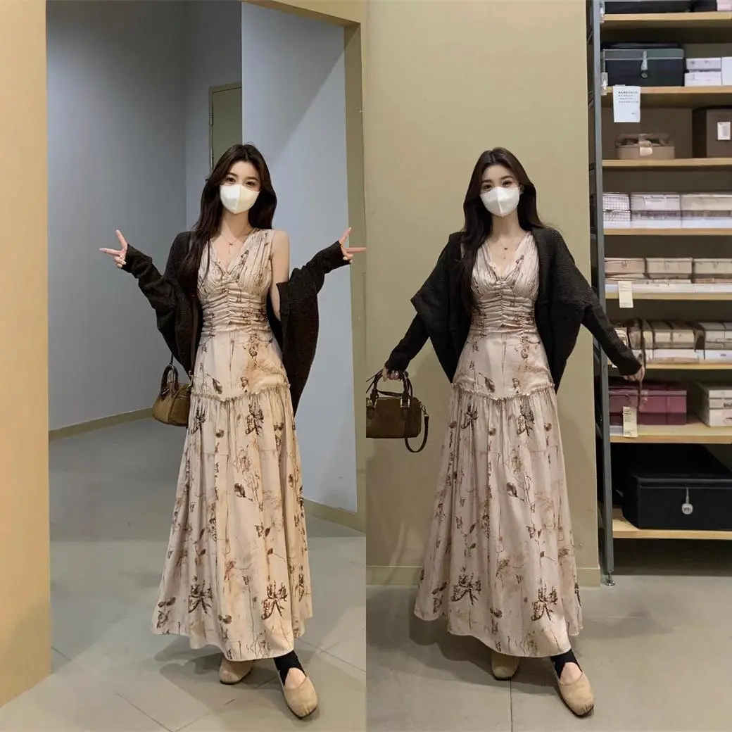 大码法式蝴蝶印花V领碎花连衣裙 蝙蝠袖慵懒针织外套2025新款套装