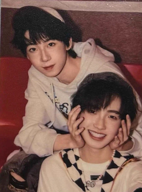 TF家族四代2025台历双人CP小卡奇文奇奕桂恒已绑明星周应援送礼物