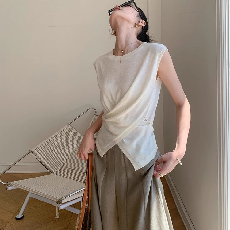 米白色圆领交叉绑带背心女