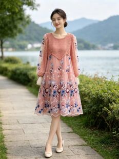 欧洲站重工刺绣花显瘦连衣裙新款镂空钩花洋气减龄宽松妈妈装大码