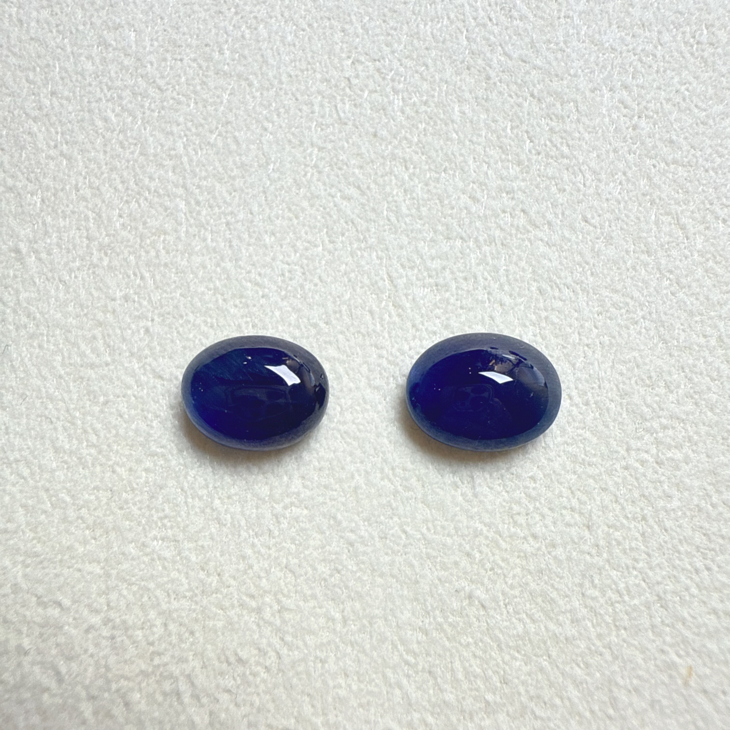 天然无烧蓝宝石裸石耳钉戒指椭圆蛋面7*9mm镶嵌耳饰素面吊坠手链