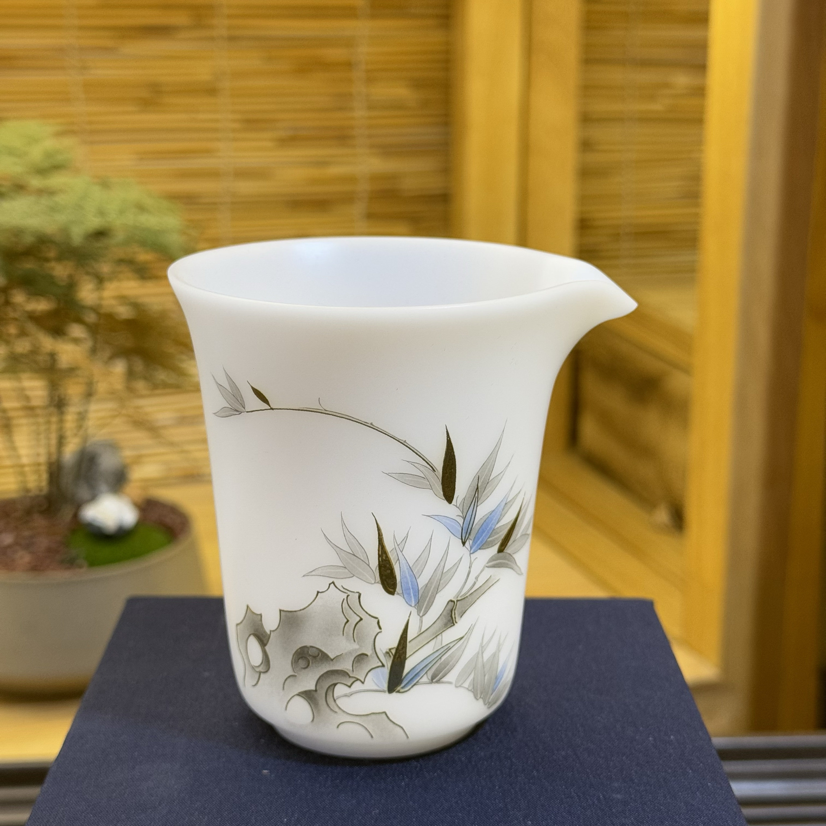 清仓孤品景德镇羊脂玉瓷耐热高温公道杯茶海陶瓷分茶器杯套装一体