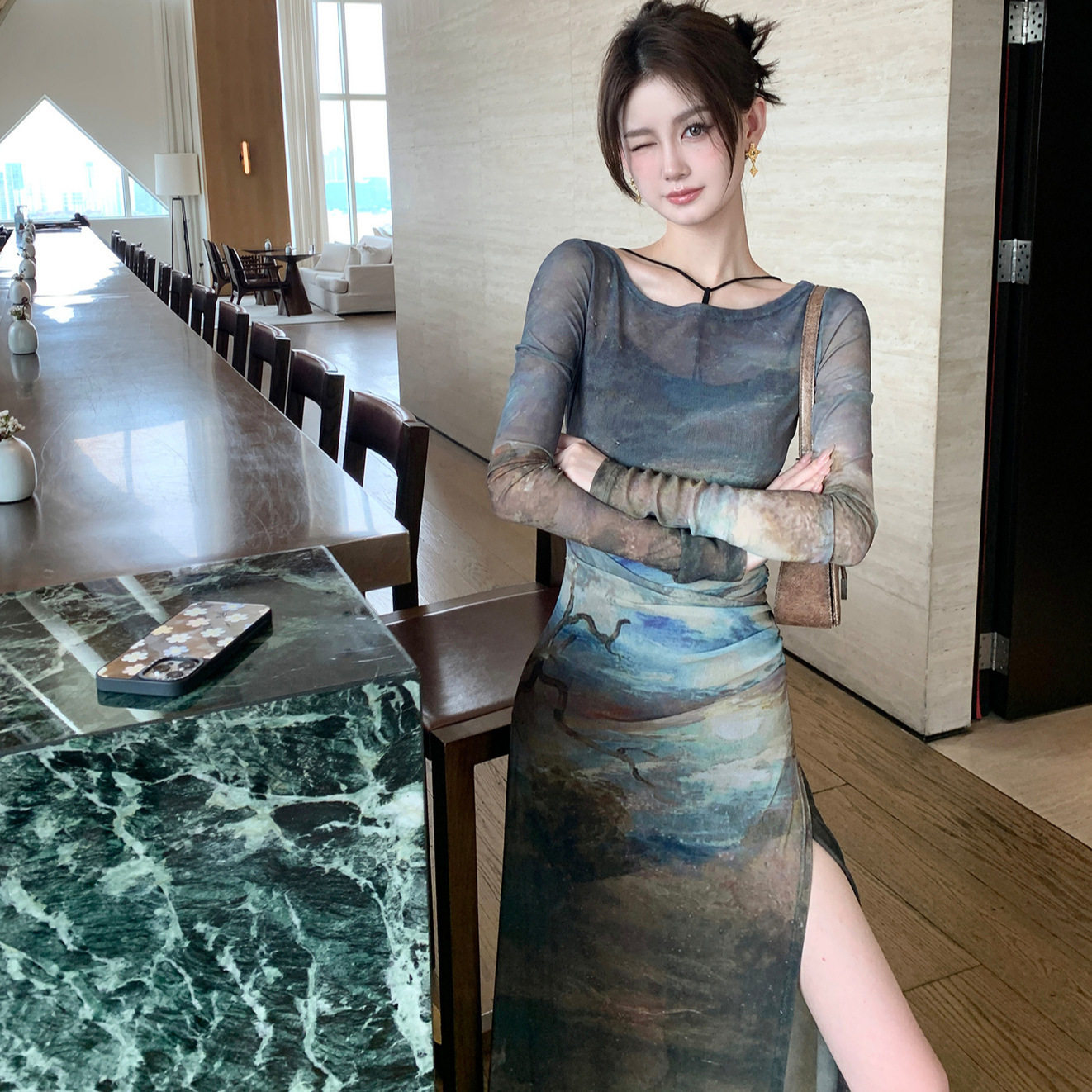 辣妹高级感油画网纱连衣裙女秋季气质开叉长裙显瘦吊带裙两件套装,女装/女士精品,连衣裙,淘宝优惠券,粉丝福利购,淘宝优惠卷