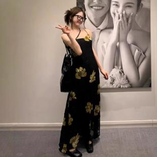 生日战袍party小礼服高端轻奢小众性感露腰黑色针织吊带连衣裙女