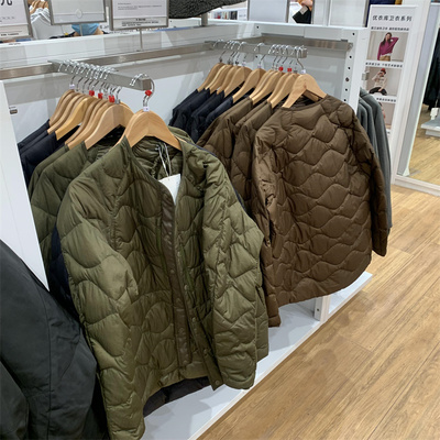 日系男女情侣款高级轻型保暖内胆茄克白山弧形绗线羽绒服442562