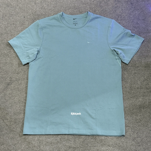 Nike耐克男运动休闲速干透气舒适刺绣梭织圆领短袖T恤HJ4044-006