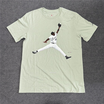 耐克男运动休闲印花圆领短袖T恤