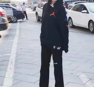 AIR JORDAN 男运动休闲印花圆领保暖加绒长袖套头卫衣DA6729-010