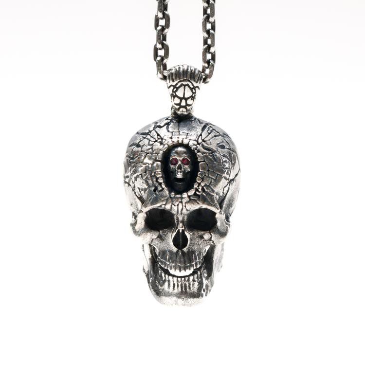 主师原创设计新款s925纯银三眼骷髅头镶嵌宝石骷髅项链吊坠