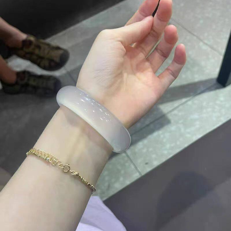 天然白月光玛瑙玉髓手镯宽版轮胎白冰荔枝冻玉石女款玉镯子送妈妈