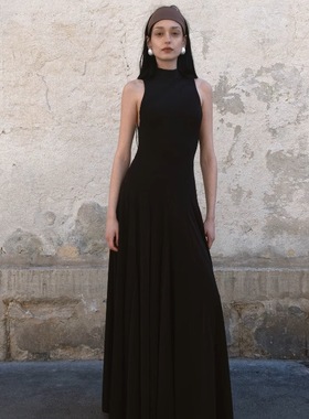 PREEKEND 2025SS黑色低腰无袖微高领立裁垂褶针织连衣裙