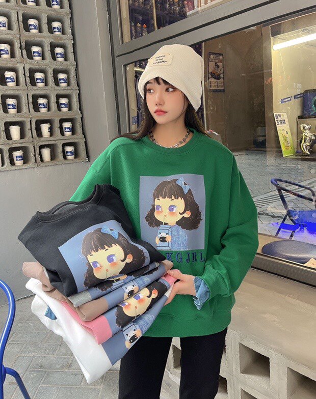 2022秋冬新款韩版绣花美女圆领袖子拼接小清新卫衣女