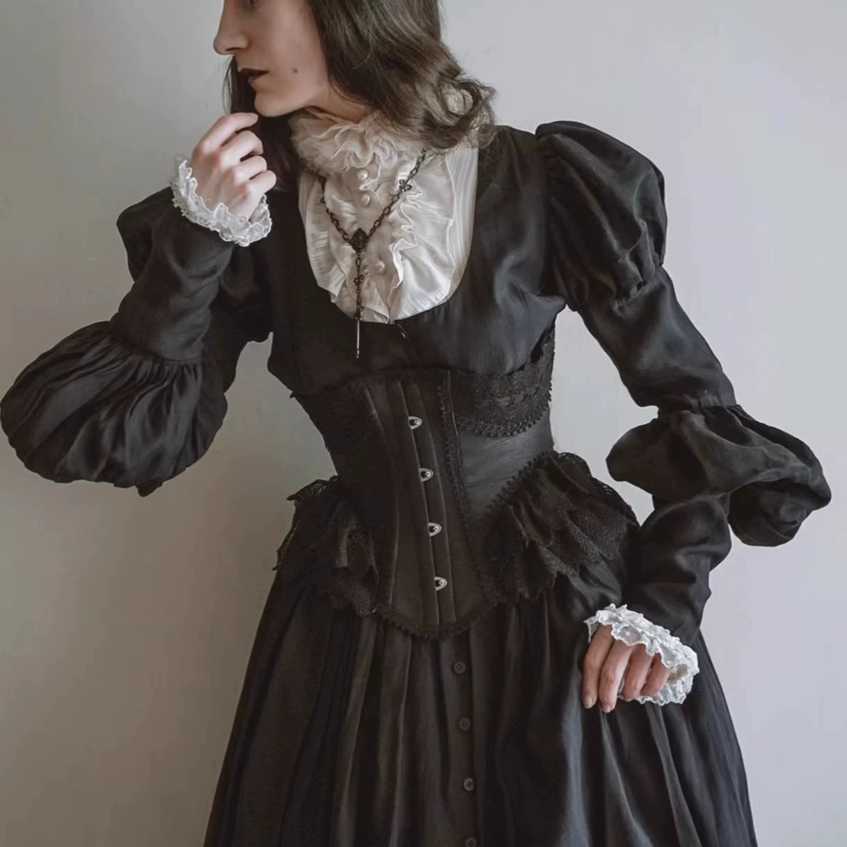 纯色蕾丝钢骨腰封短款