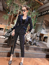 欧洲站秋装新款2020金丝绒条纹两件套西装外套小脚裤气质套装女装