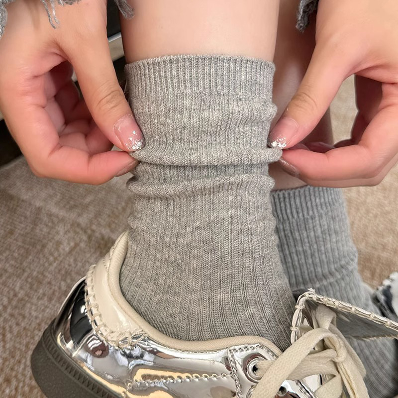 白色袜子女春秋夏季纯色中筒袜棉韩版黑色长袜灰色针织堆堆袜细条