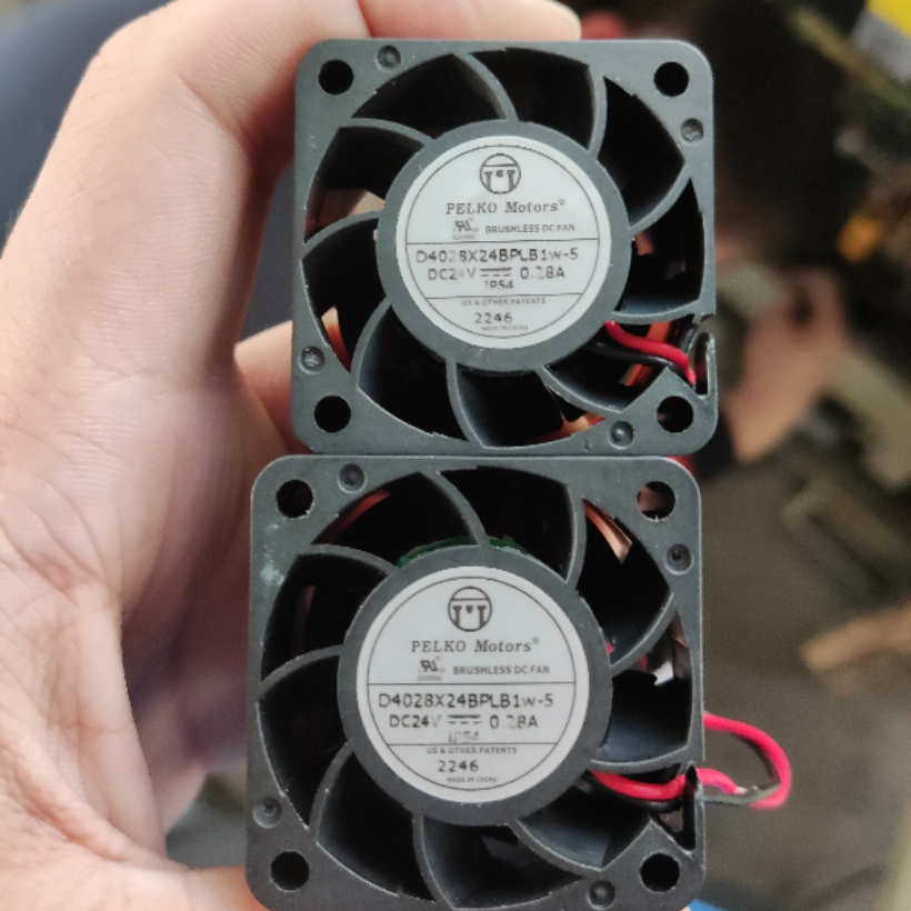 PELKO MOTORE 派克尔 D4028X24BPLB1W-5 24V 0.28A 2线散热风扇