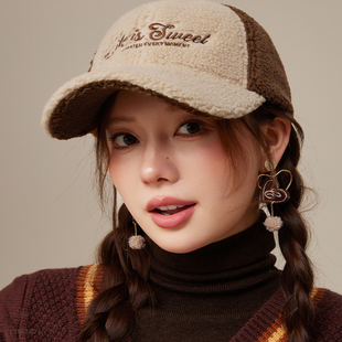 CACUSS羊羔绒帽子女秋冬季棒球帽美式撞色大头围鸭舌帽保暖显脸小
