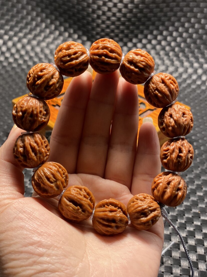 高端货野生文玩高密度小核桃树王京八棱正圆矮桩京八棱手串