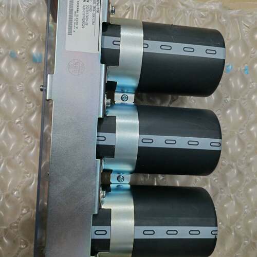 可维修l安川SRDA-CUA133AA电容器，固定类，正品，9议价