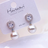 独特漂亮锆石珍珠耳钉女气质轻奢高级感精致耳环洋气耳饰小众设计