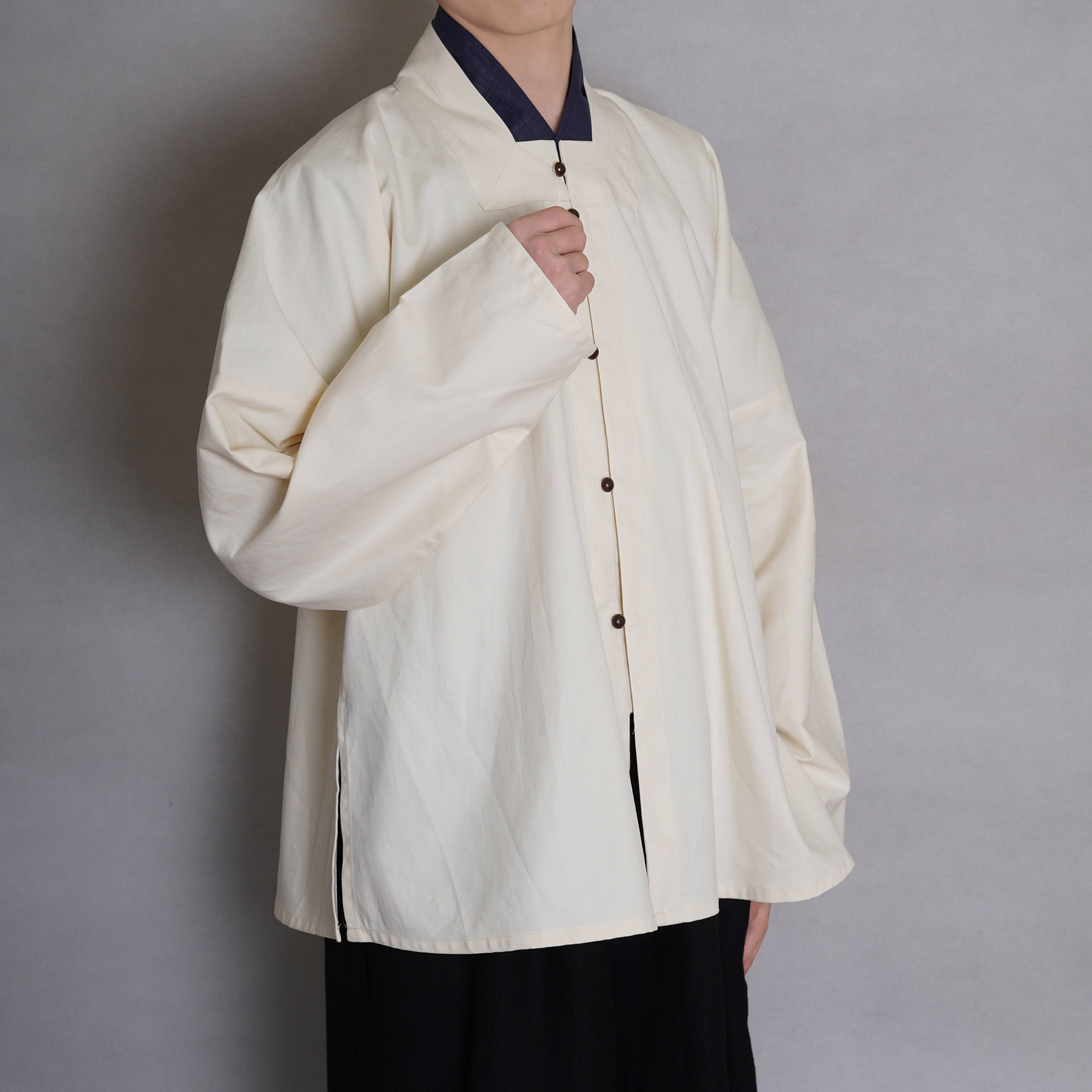 thumbnail for 青山渐汉服明制方领对襟弓袋袖短衫纯棉素色国风外套日常春秋上衣