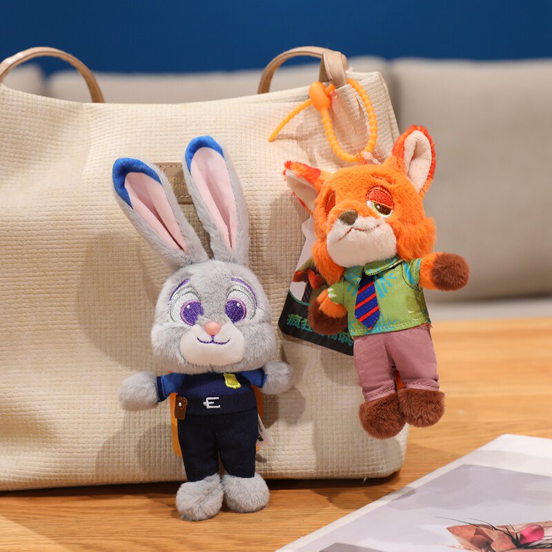 迪士尼正版疯狂动物城尼克狐挂件音乐节朱迪兔毛绒玩偶公仔钥匙扣